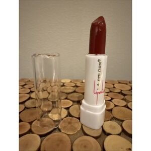 L.A. Colors BLC3 Luscious Wine Lipstick NWOB Tiny Tip Damage